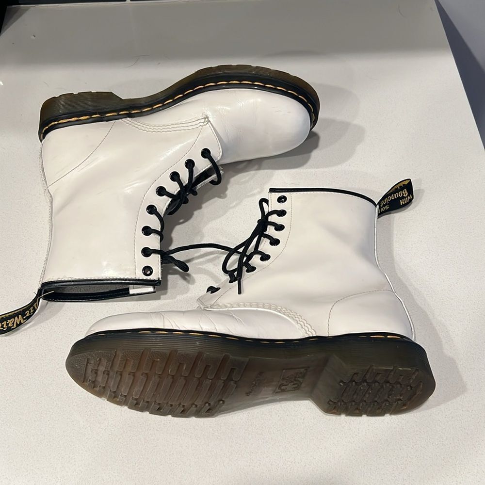 Dr. Martens White 1460 W Smooth Leather Lace Up Boots - Picture 6 of 14